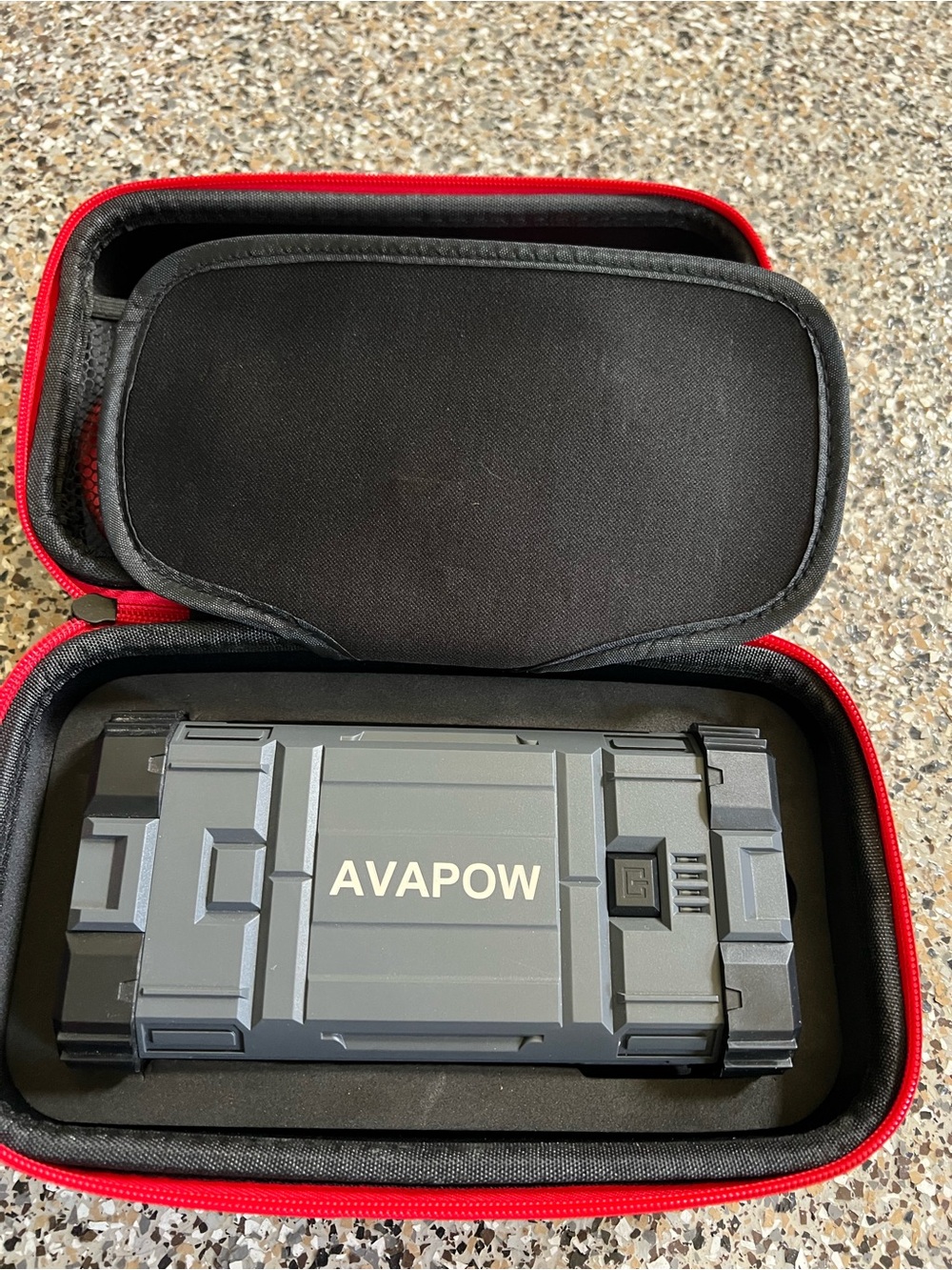 AVAPOW A18 Car Battery Jump starter and powebank